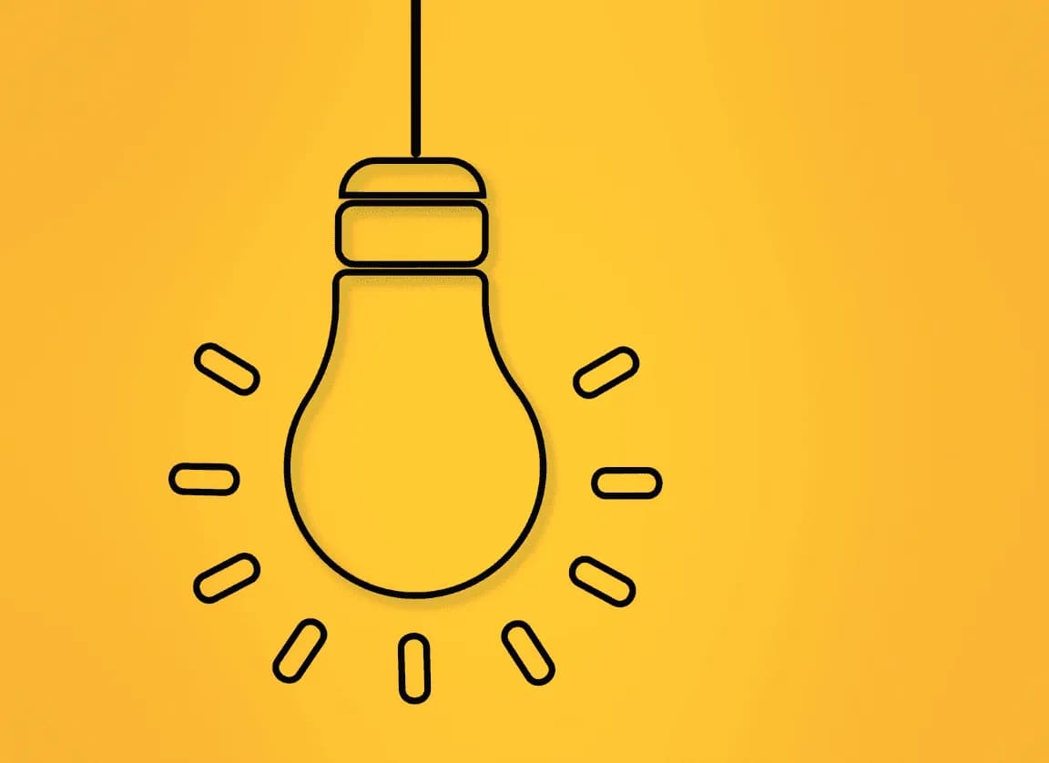 Creative light bulb icon symbolising innovative Amazon Advertising solutions for boosting sales and campaign efficiency.