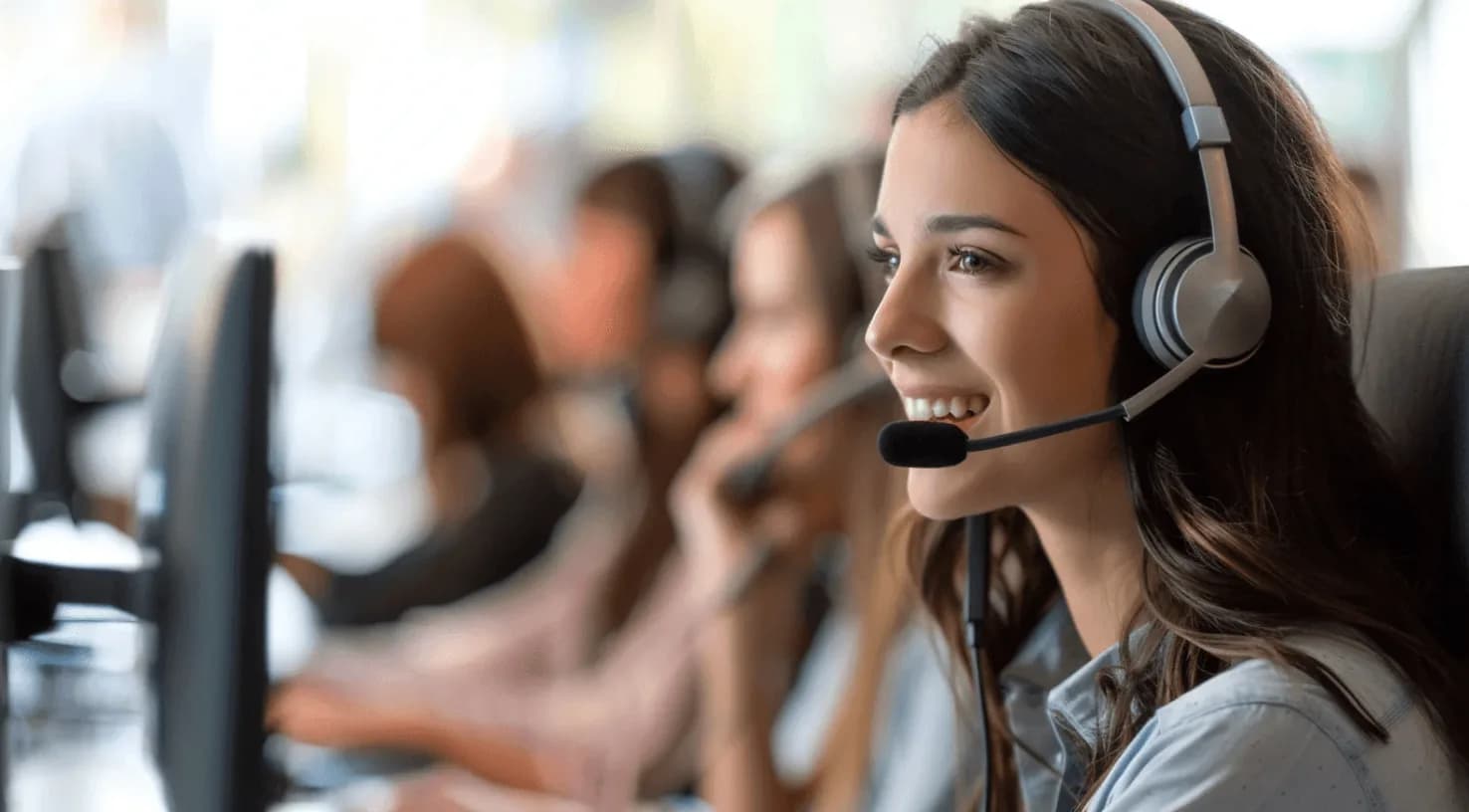Customer support representative monitoring real-time Amazon advertising campaigns during high-traffic sales events